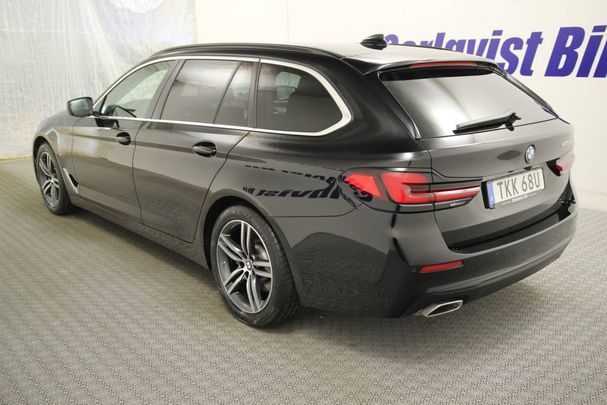 BMW 520d Touring 140 kW image number 4