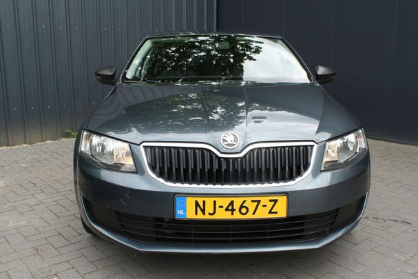 Skoda Octavia Combi 1.2 TSI Ambition 77 kW image number 8