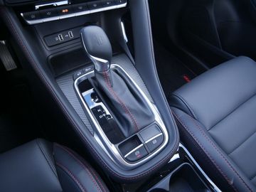 Car image 12