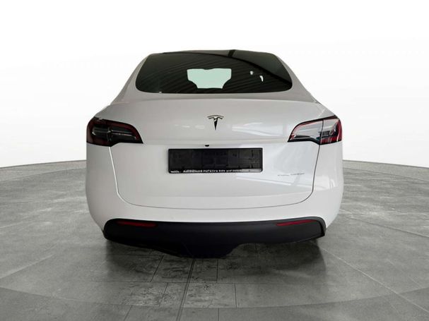 Tesla Model Y Long Range AWD 378 kW image number 9