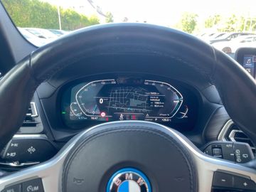 Car image 33