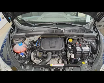 Car image 24