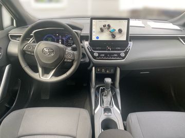 Car image 13