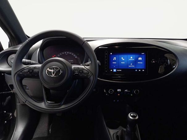 Toyota Aygo X 53 kW image number 9