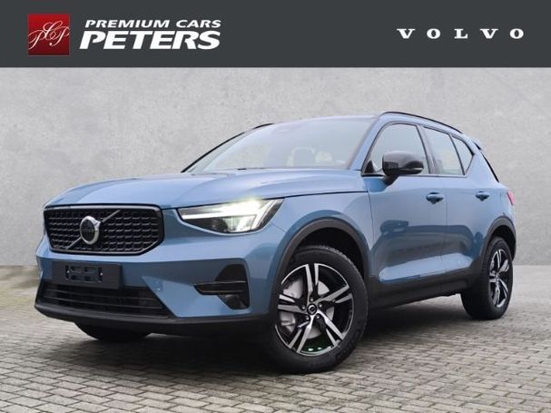 Volvo XC40 B4 Plus Dark 145 kW image number 1