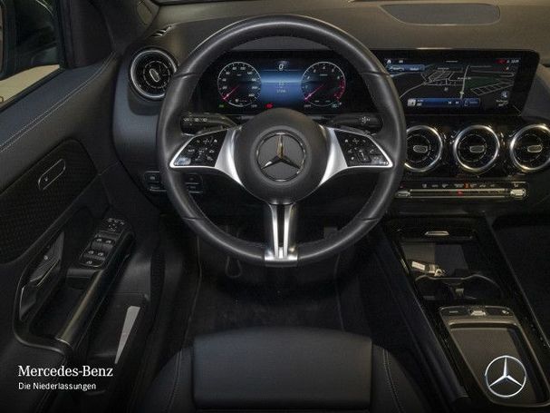 Mercedes-Benz GLA 180 100 kW image number 11