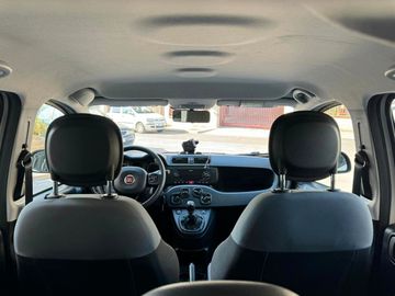 Car image 12