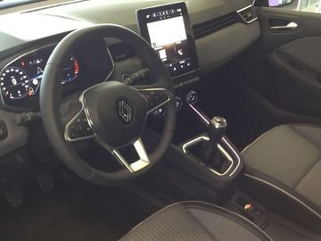 Car image 15