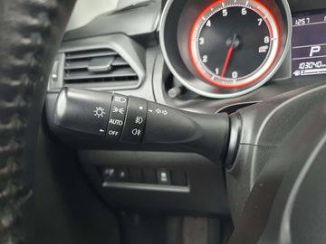 Car image 36