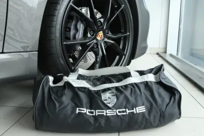 Car image 41