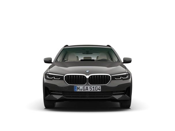 BMW 530d Touring xDrive 210 kW image number 2