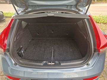 Car image 24