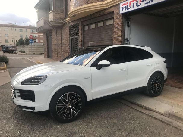 Porsche Cayenne Coupé E-Hybrid 346 kW image number 2