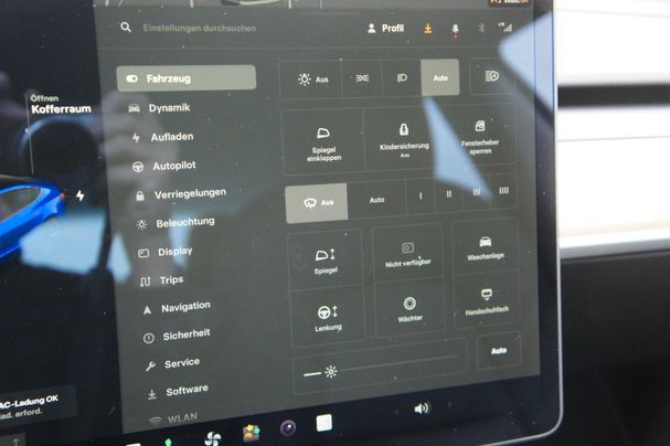 Tesla Model 3 Standard Range Plus 239 kW image number 23