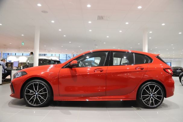 BMW 118i 101 kW image number 2