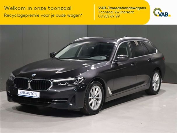 BMW 520i Touring 120 kW image number 1