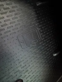 Car image 29
