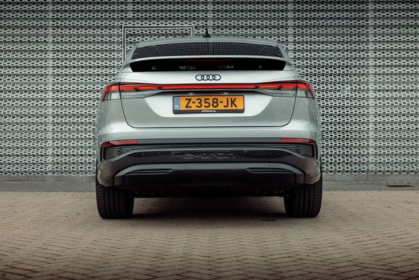 Audi Q4 45 e-tron Sportback Advanced 82 kWh 210 kW image number 3