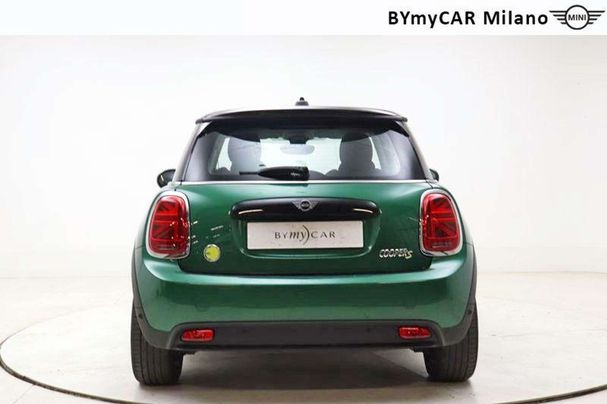 Mini Cooper SE Electric 135 kW image number 4