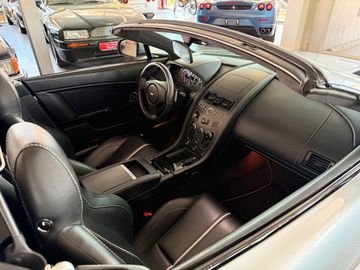 Car image 43
