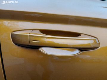 Car image 35