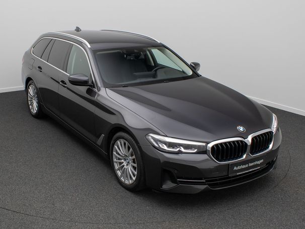 BMW 530 Touring 215 kW image number 2