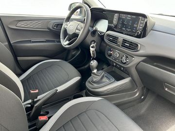 Car image 20