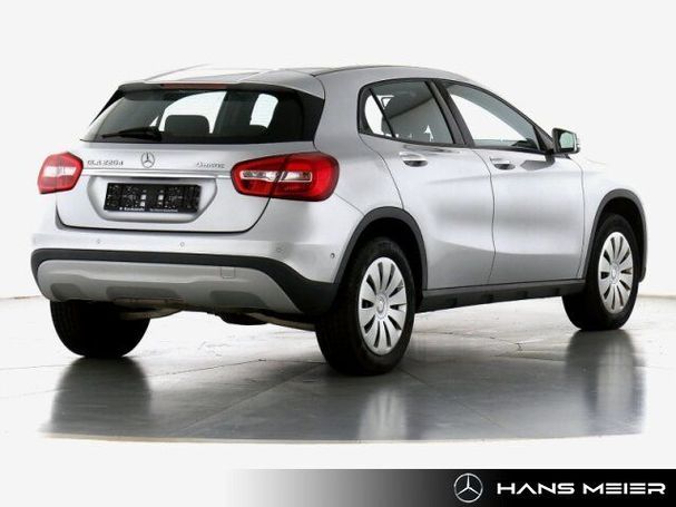 Mercedes-Benz GLA 220 d 7G-DCT 130 kW image number 3