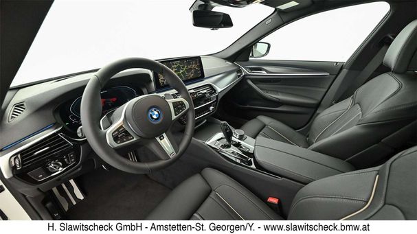 BMW 530 Touring xDrive 185 kW image number 11