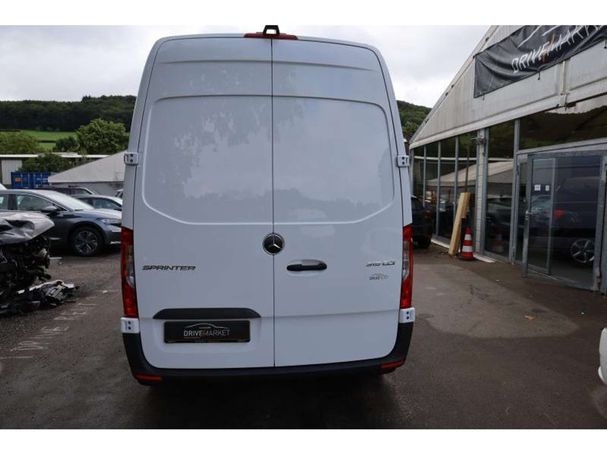 Mercedes-Benz Sprinter 315 FWD 110 kW image number 12