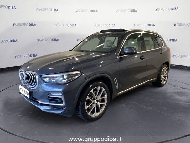 BMW X5 xDrive30d xLine 195 kW image number 1