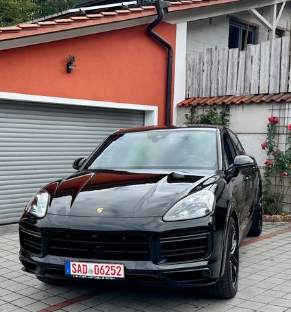 Porsche Cayenne Turbo Coupé 404 kW image number 2