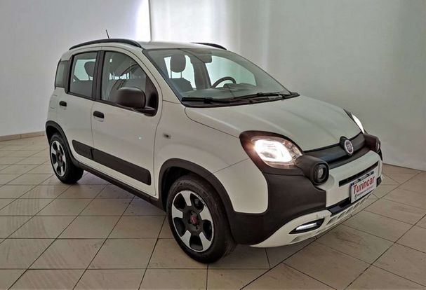 Fiat Panda Cross 1.0 Hybrid City 51 kW image number 2