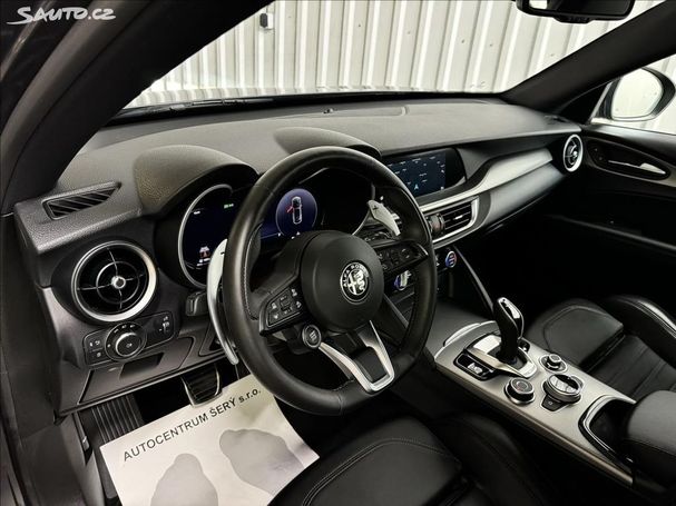 Alfa Romeo Stelvio Q4 206 kW image number 15