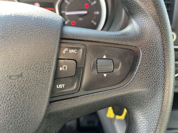 Car image 36