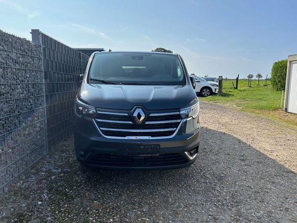 Renault Trafic Grand Blue dCi 150 Spaceclass 110 kW image number 3