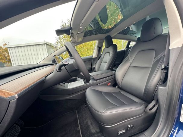 Tesla Model 3 208 kW image number 12