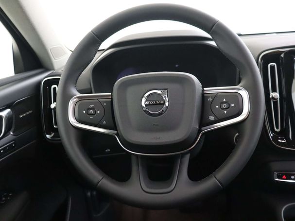 Volvo XC40 B3 Plus Dark 120 kW image number 7