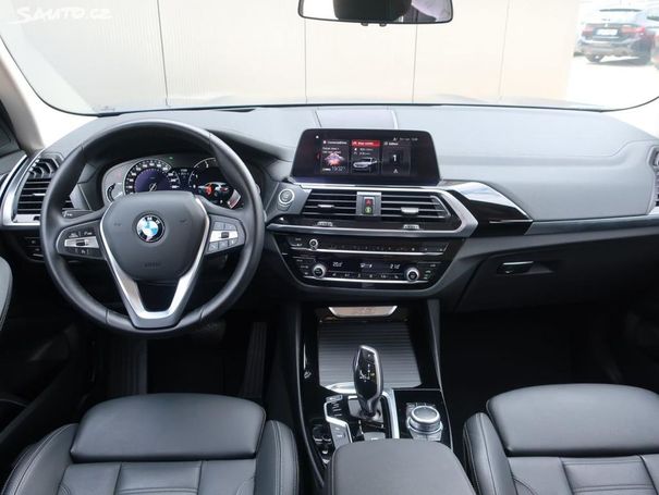 BMW X3 xDrive20d xLine 140 kW image number 5