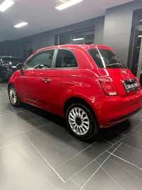 Car image 4