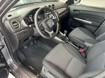 Car image 9