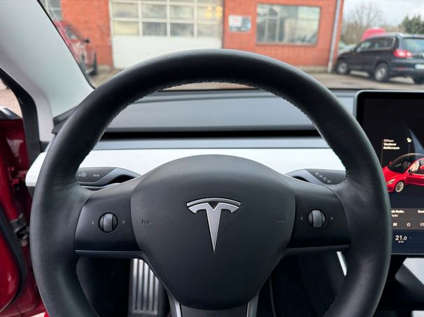 Tesla Model 3 Plus 239 kW image number 12