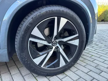 Car image 63
