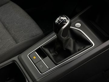 Car image 24