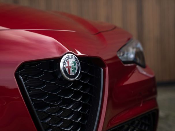 Alfa Romeo Giulia 177 kW image number 15