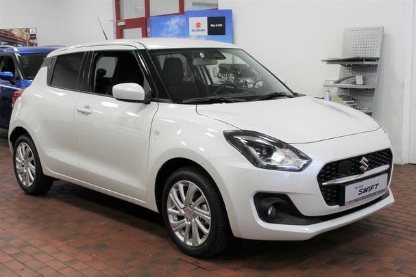 Suzuki Swift 1.2 Hybrid Comfort 61 kW image number 4