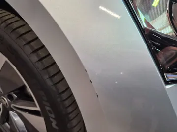 Car image 29