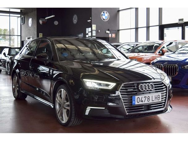 Audi A3 40 e-tron S tronic S-line Sportback 150 kW image number 2