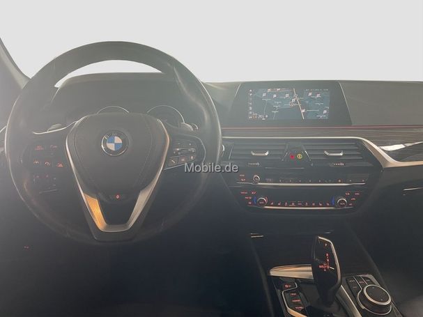 BMW 530i xDrive 185 kW image number 12