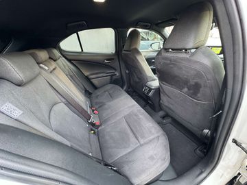 Car image 39